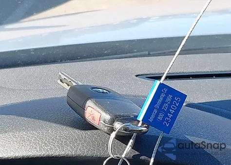 2017 Volkswagen Tiguan 2.0T Sport z USA, uszkodzony, nr VIN WVGUV7AX5HW509285